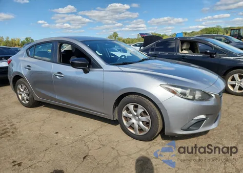2014 Mazda 3 Sv z USA, uszkodzony, nr VIN JM1BM1T73E1133428